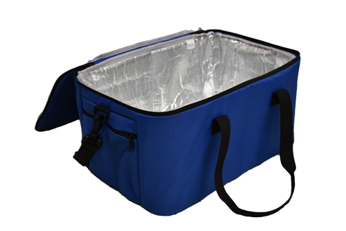 Nevera isotérmica flexible con interior de aislamiento térmico para transporte refrigerado.